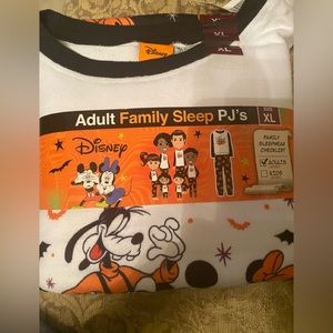 Disney Mickey and Gang Adult Unisex Fleece Halloween Pajamas Size XL